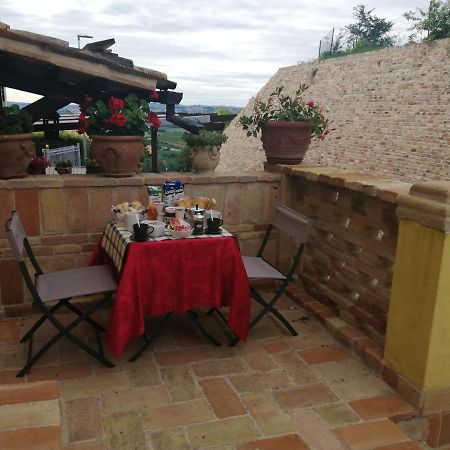 La Casetta Del Muratore Recanati Luaran gambar