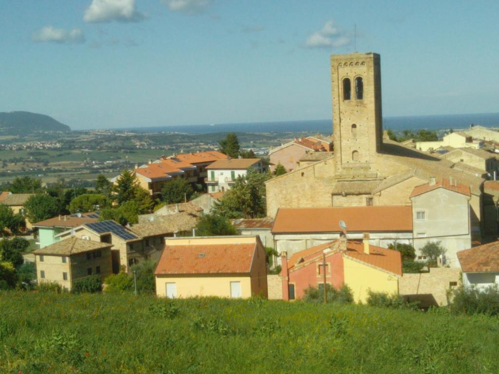 La Casetta Del Muratore Recanati Luaran gambar